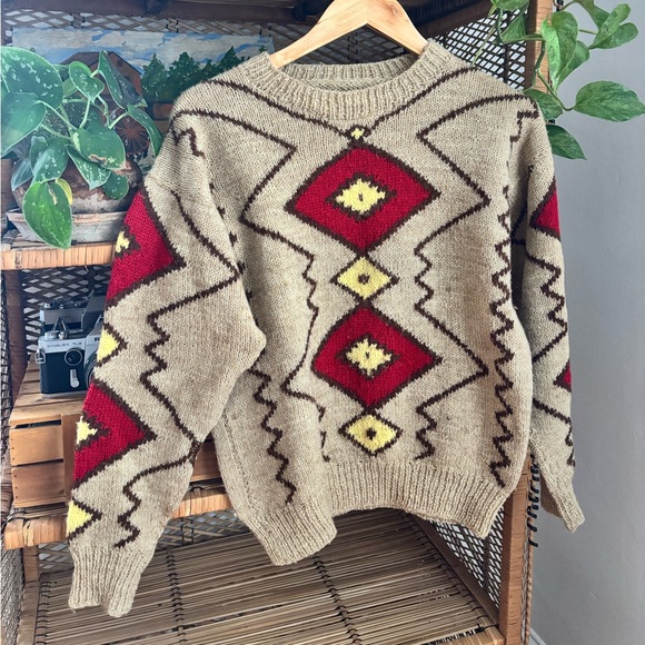 Handmade Pattern Sweater - Picture 1 of 4